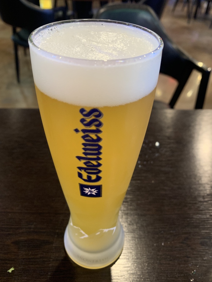 달빛아래 맥주한잔 이미지