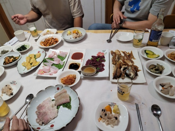 파도한정식 이미지