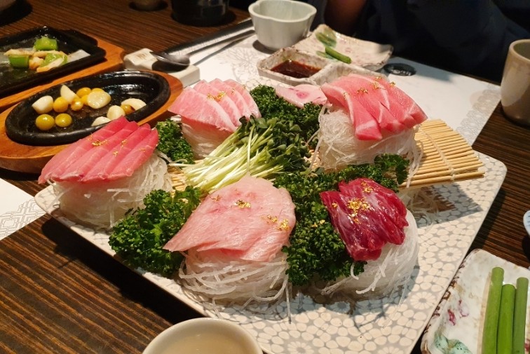 진주참치예찬 이미지