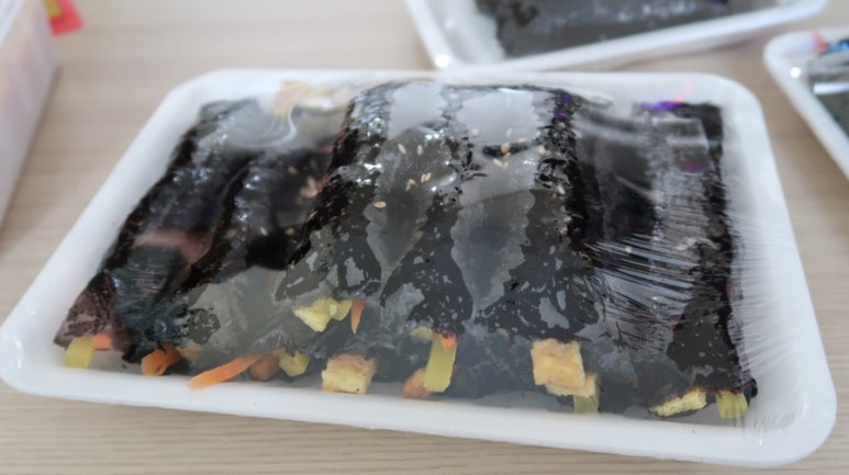 몬스터꼬맹이김밥 이미지