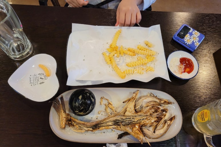 달빛아래 맥주한잔 이미지