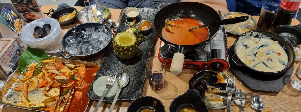 누구나홀딱반한닭전주 이미지