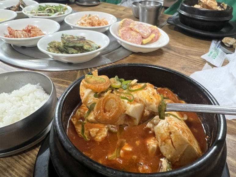 우정 닭곰탕 이미지
