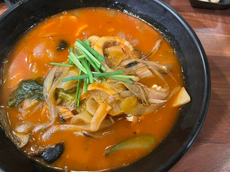 화산짬뽕 이미지