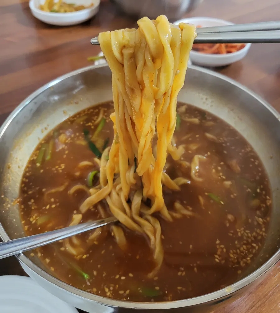 학곡다슬기장칼국수 이미지