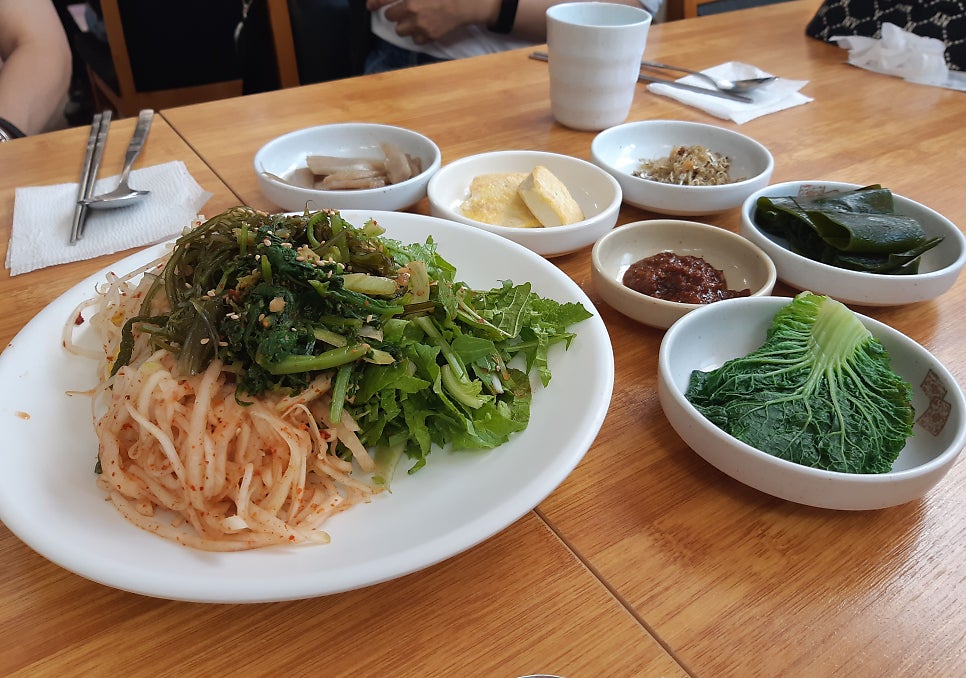 옛날보리밥집 이미지
