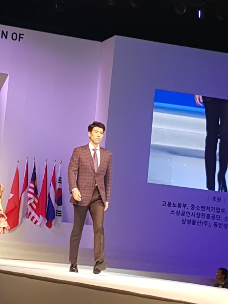 조일라사 이미지