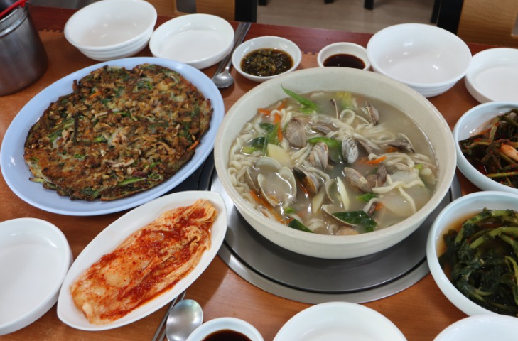 보람손칼국수 이미지