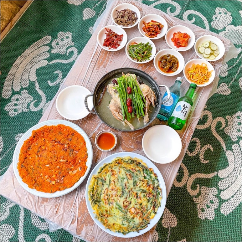 마당바위 이미지