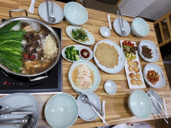 오능이백숙 이미지