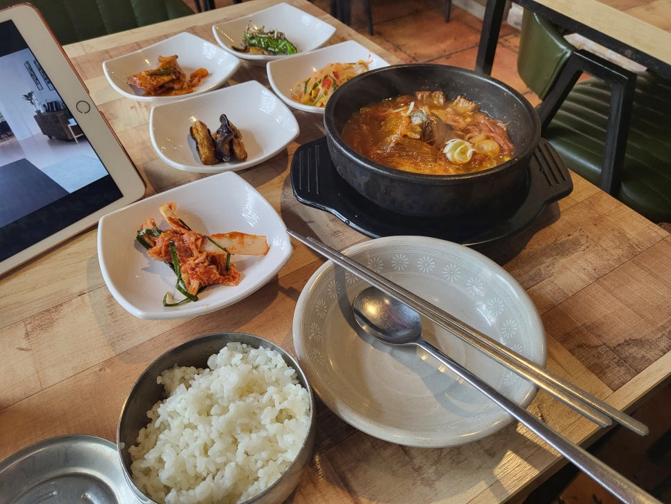 옥수동집밥 이미지