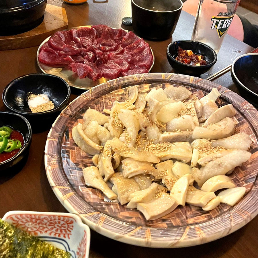 그날뭉티기 이미지