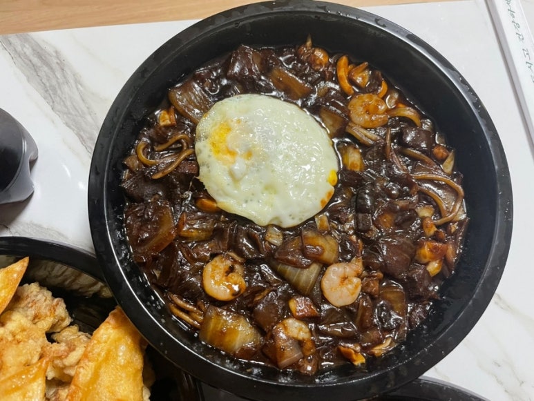 태극반점 이미지