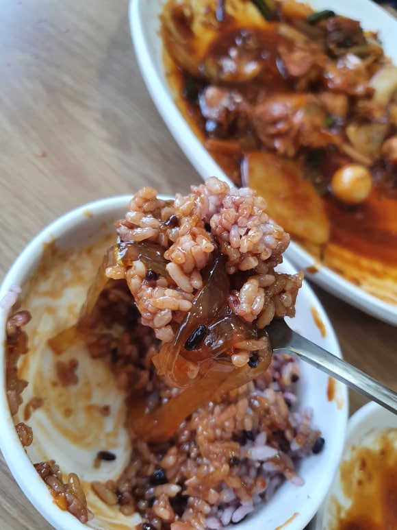 동궁찜닭고현점 이미지