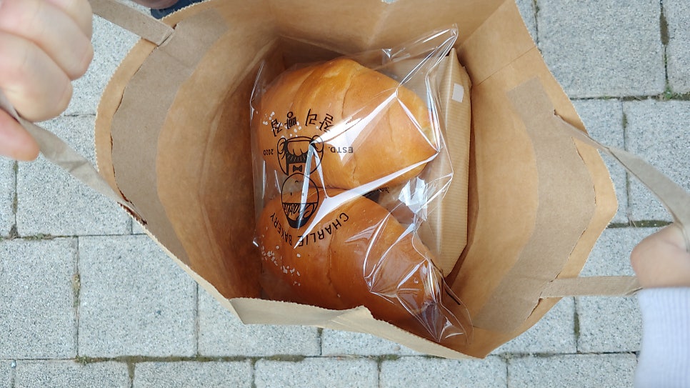 찰리베이커리 이미지
