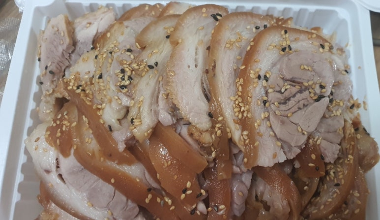 정통왕족발 이미지