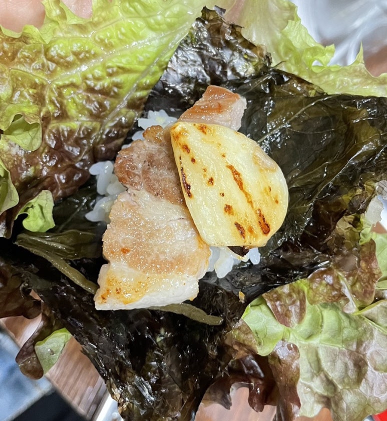 정원복돼지 이미지