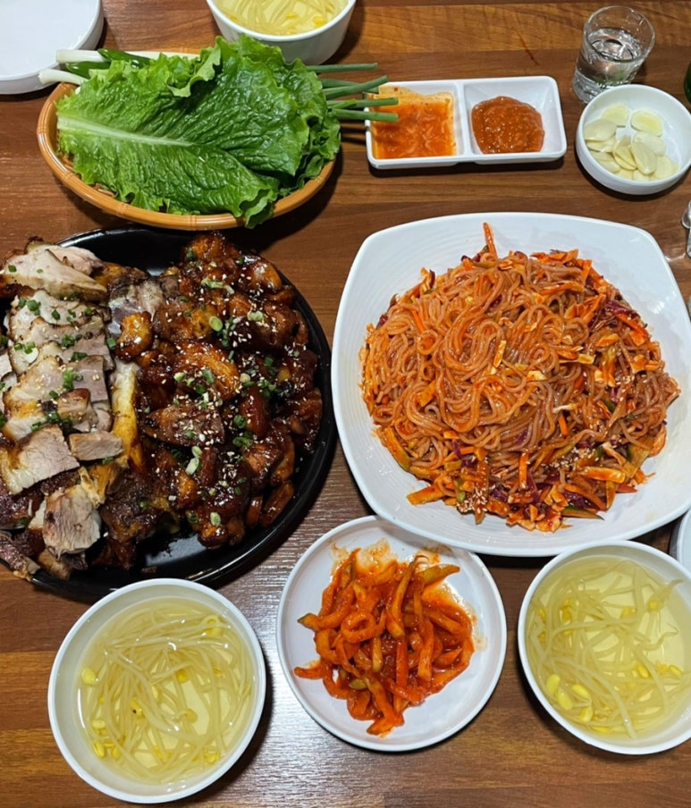 숯불구이족발 꾸이족 이미지