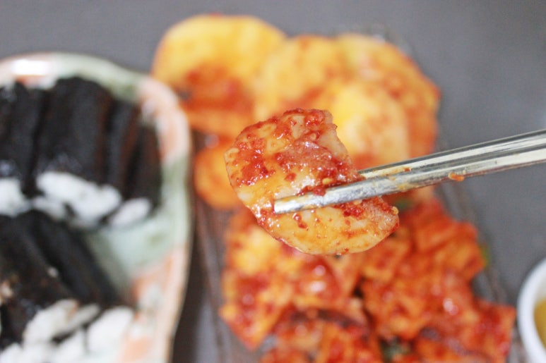 통영충무김밥 이미지