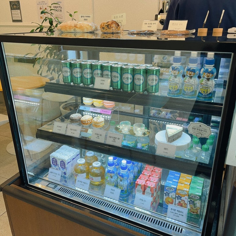 카페나르치스 이미지