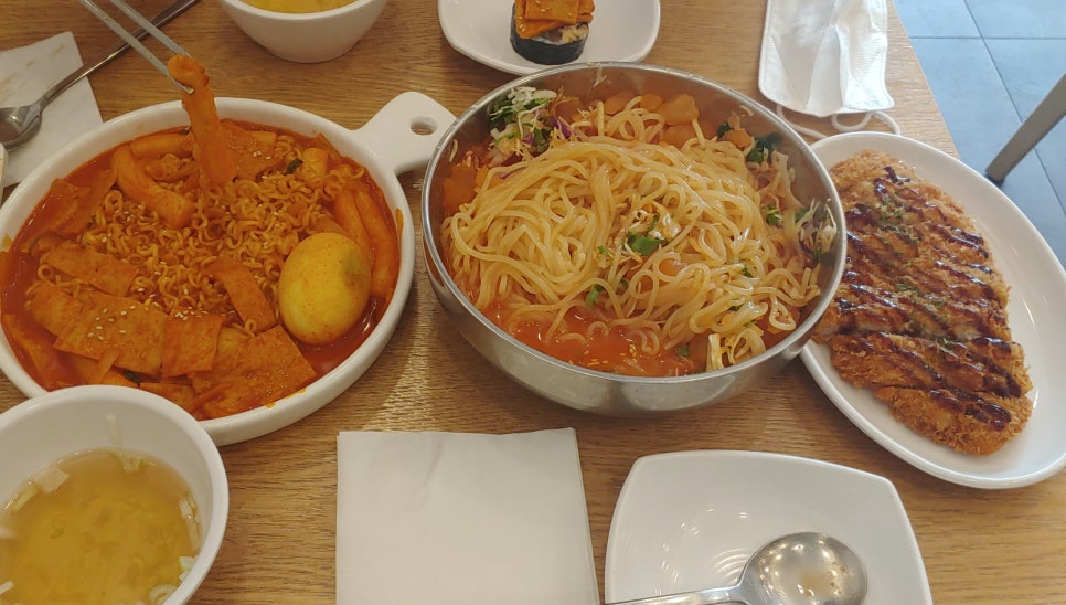 얌샘김밥구리 이미지