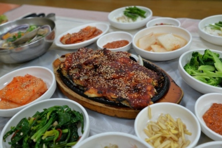 여수장어탕 이미지