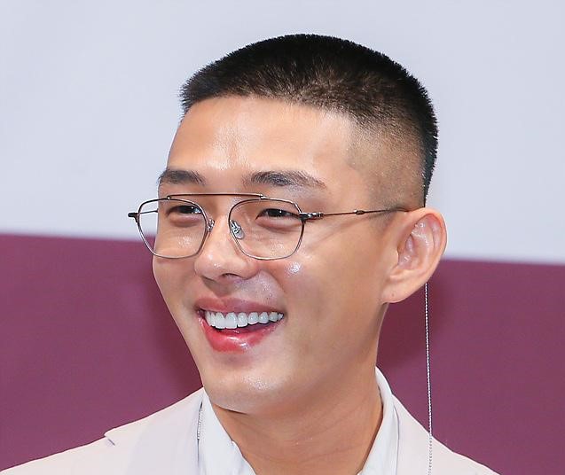 엉클부스 이미지