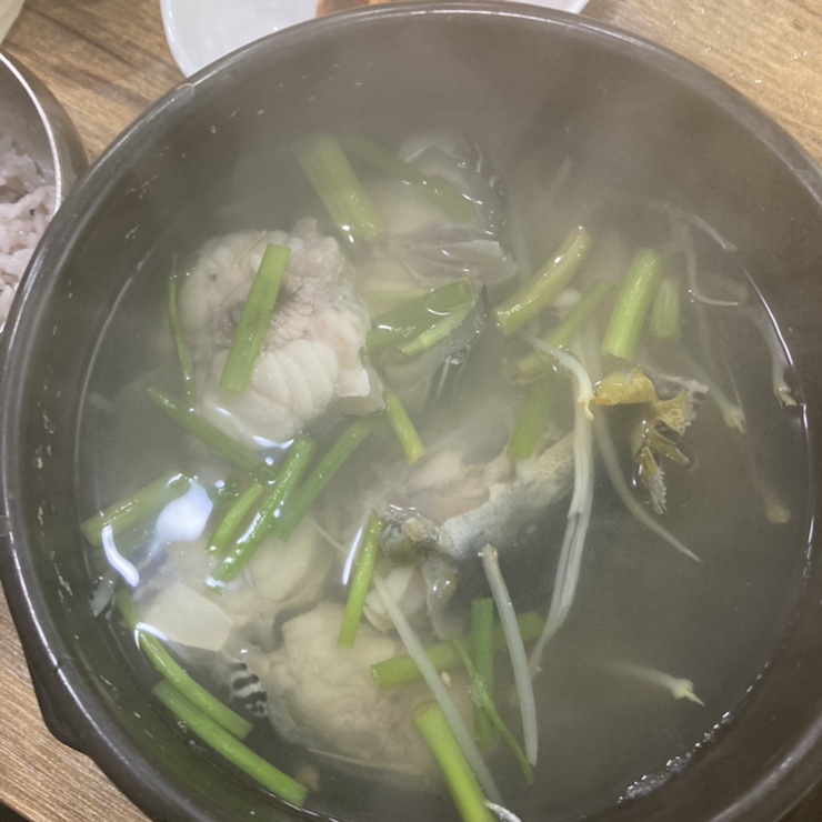 본가벌나무복집 이미지