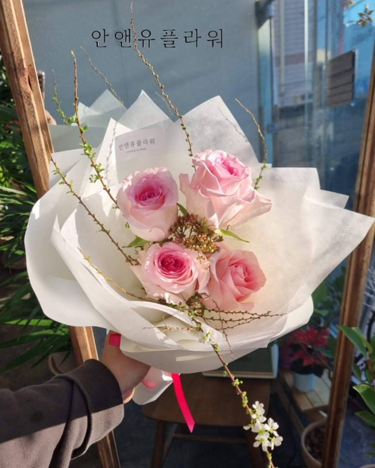 로즈앤유플라워 이미지