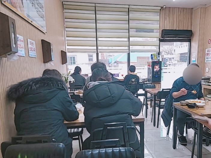 한끼정식뷔페 이미지