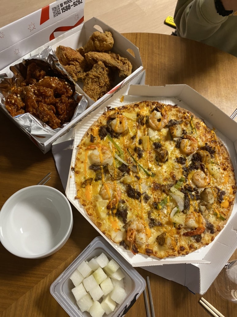 얌채치킨 이미지