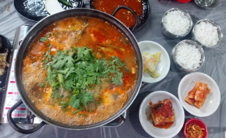 신라생선회 이미지