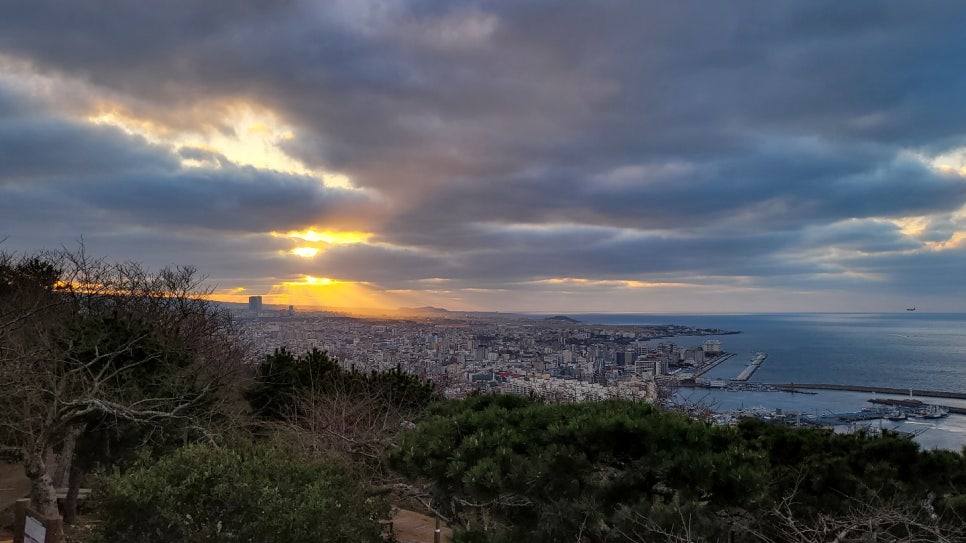 동화로연탄구이 이미지