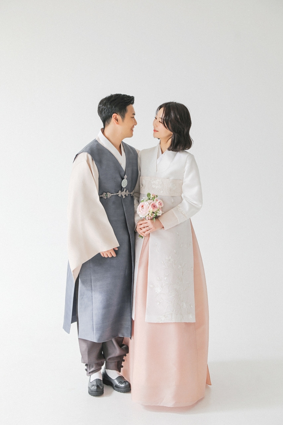 테힐라한복대여맞춤 이미지