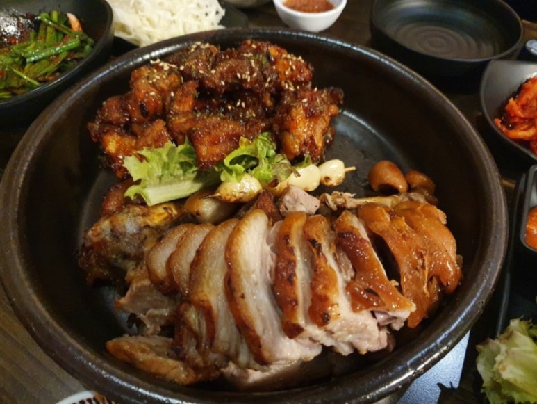 아씨네족발 이미지