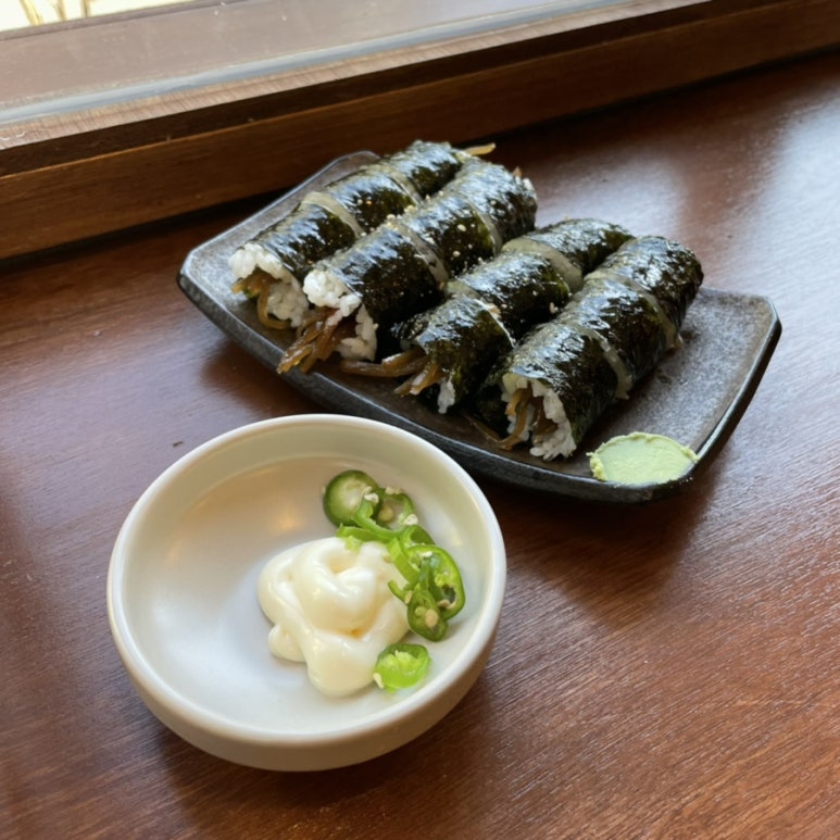 브라운면 이미지