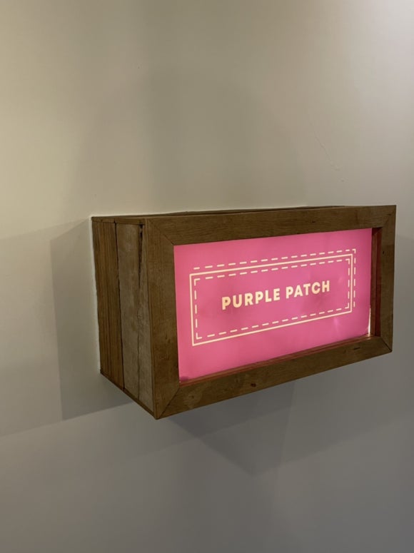 퍼플패치(PURPLE PATCH) 이미지