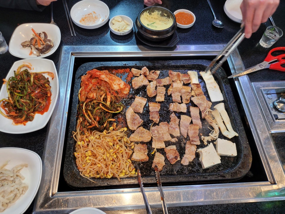 왕한판돌판구이 이미지