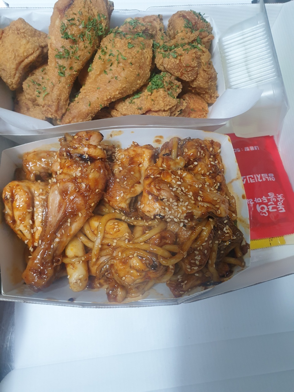 동근이숯불두마리치킨 신곡점 이미지