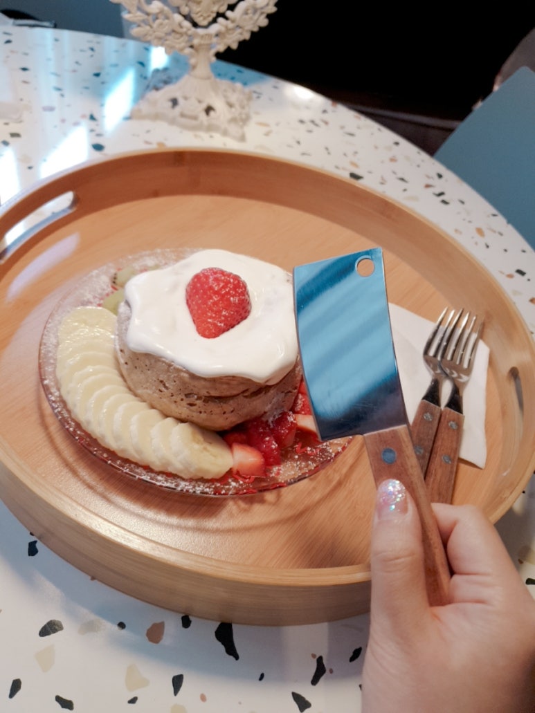 어나인스 이미지