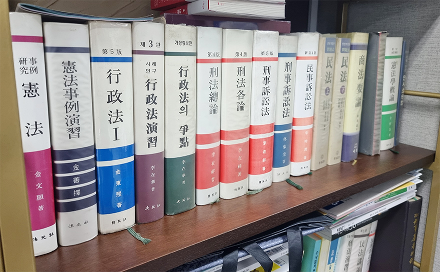 빌리는사람 이미지