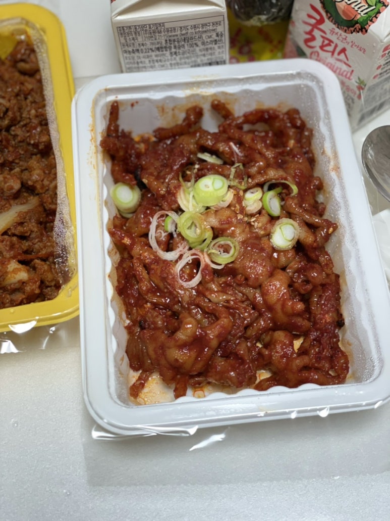 웅이네오돌뼈그리고닭발 이미지