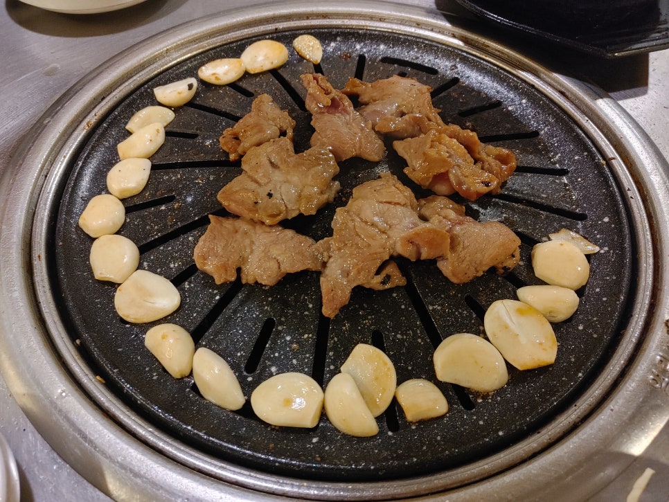 왕손주먹구이 이미지