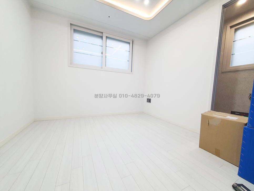 와이앤비 이미지
