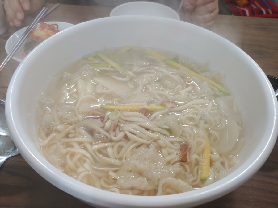 청수칼국수 이미지