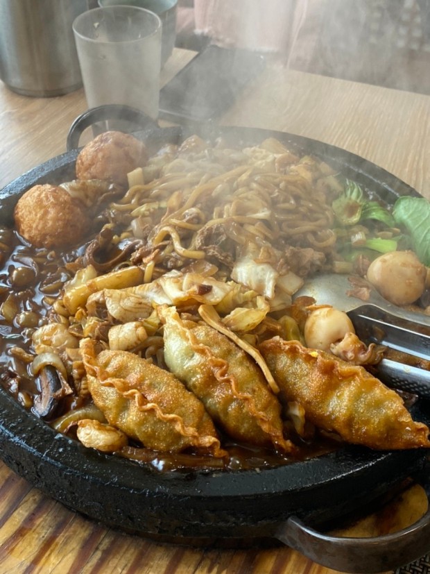 남쪽마을돌짜장 이미지