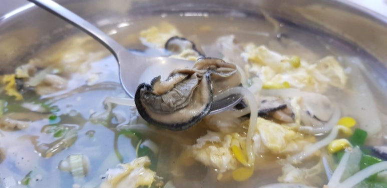 통영굴국밥 이미지