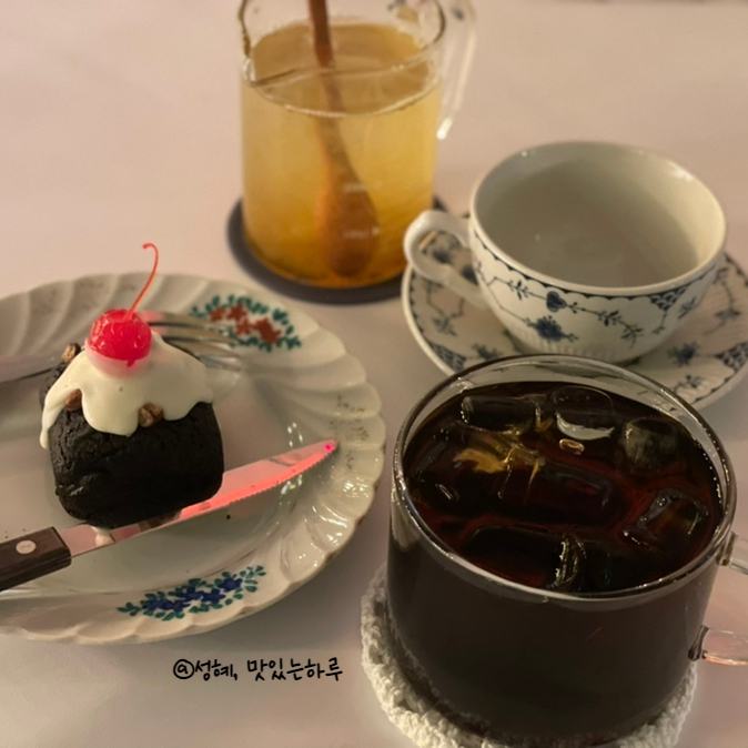이상한나라의 밀가루공장 이미지