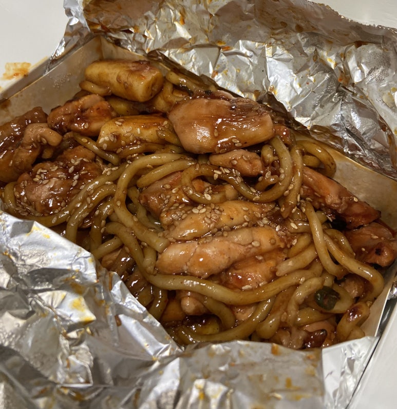 동근이숯불두마리치킨 이미지