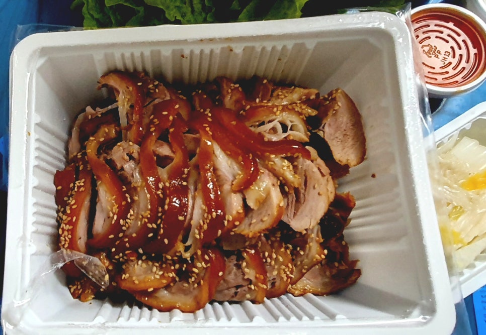 딸랑구족발 이미지